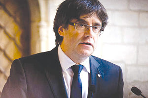 ο αποπεμφθείς ηγέτης της περιφέρειας για την απόσχιση της Καταλονίας, Κάρλες Πουτζδεμόν