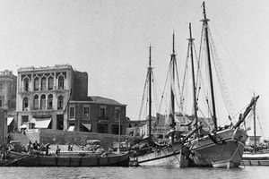 ΦΩΤΟ ΗΜΕΡΑΣ: Το λιμάνι λίγο πριν τον πόλεμο