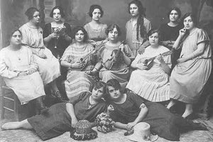 ΦΩΤΟ ΗΜΕΡΑΣ : Μια μπάντα γυναικών...