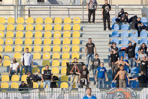 Ο κόσμος του ΟΦΗ, που ταξίδεψε από το Ηράκλειο, είχε δυναμική παρουσία στην Καρδίτσα