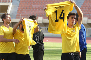 Το γκολ που πέτυχε ο Κάιπερς αφιερώθηκε από τους “κιτρινόμαυρους” στους δυο άτυχους συμπαίκτες τους Λαμπάκη και Ροβίθη που τραυματίστηκαν σοβαρά