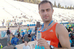 ΜΑΝ. ΦΡΑΓΚΙΑΔΑΚΗΣ: Από τη συμμετοχή του σε παλαιότερο Κλασικό Μαραθώνιο Αθήνας