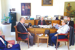 Σύσκεψη που πραγματοποιήθηκε στη Λότζια με όλους τους εμπλεκόμενους φορείς τουρισμού