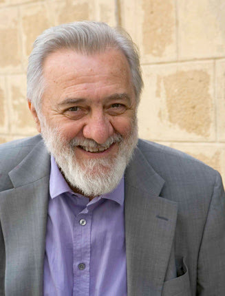  ο Γιάννης Σμαραγδής