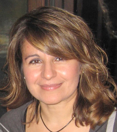 Η δρ. Ελένη Γ. Τζωρτζάκη, πνευμονολόγος-φυματιολόγος και διδάκτωρ της Ιατρικής Σχολής του Πανεπιστημίου Κρήτης