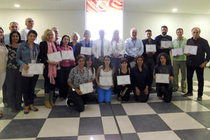 Από την τελετή απονομής των βεβαιώσεων συμμετοχής στους συμμετέχοντες, παρόντος του υπουργού Παιδείας της Σμύρνης