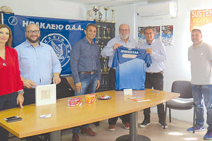 Από την παρουσίαση της συνεργασίας του “Ηράκλειο” με τη φαρμακευτική εταιρεία