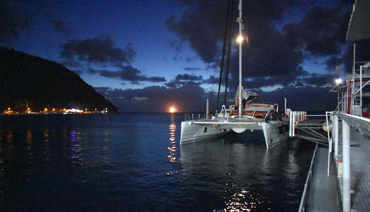 Το “Safari” έκανε στάση στο νησάκι Λίπαρι της Ιταλίας λόγω κακοκαιρίας