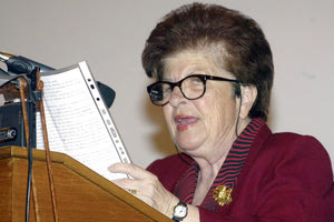 στη μνήμη των Χρυσούλας Μπουρλώτου