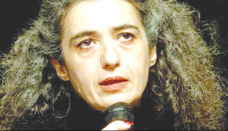 φωτοβολίδα δικηγόρος