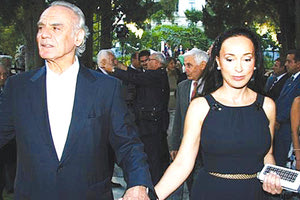 η σύζυγος του πρώην υπουργού Άκη Τσοχατζόπουλου