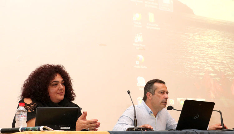 Οι ομιλητές κ. Μαρία Μελεσανάκη και κ. Γιώργος Δασκαλάκης