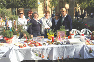παζάρι στην πλατεία Δασκαλογιάννη έκαναν οι κυρίες του οδηγισμού