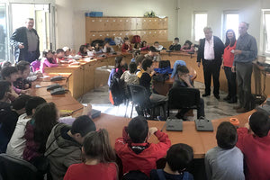 Μαθητές στο Δημαρχείο και την Αρχαιολογική Συλλογή Μαλεβιζίου