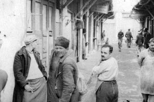 ΦΩΤΟ ΗΜΕΡΑΣ: Στα “γρουσουζάδικα” πριν τον πόλεμο