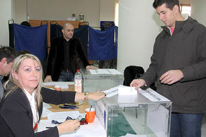 Άνοιξαν οι κάλπες του Επιμελητηρίου Ηρακλείου