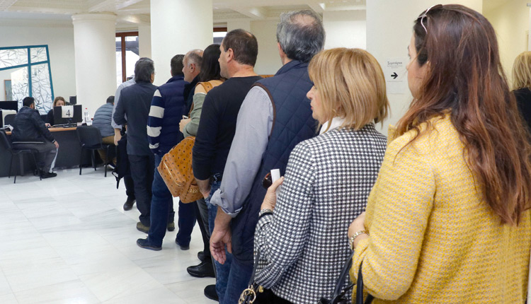 Έντονη κινητικότητα σημειώθηκε χθες στο Επιμελητήριο Ηρακλείου, όπου τελικά ψήφισαν περισσότεροι από 6.000 επιχειρηματίες