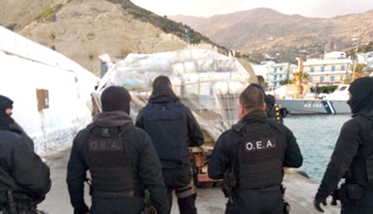 ΤΟ ΡΥΜΟΥΛΚΟ ΕΚΡΥΒΕ 7 ΤΟΝΟΥΣ ΧΑΣΙΣ ΣΕ «ΣΟΚΟΛΑΤΑ»