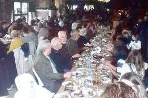 συνάντηση των Καραταράκηδων στην ταβέρνα “Πετούσης”