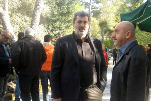 Ο Παύλος Πολάκης στο προαύλιο του ΜΑΙΧ πριν την έναρξη της δίκης για τους επίδοξους βομβιστές του