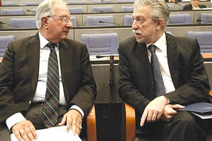 νομοθετική εξουσία και δικαστική εξουσία