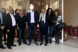 ΚΟΙΝΩΝΙΚΟ ΠΑΝΤΟΠΩΛΕΙΟ: Τρόφιμα σε 170 οικογένειες από το Agapi Beach