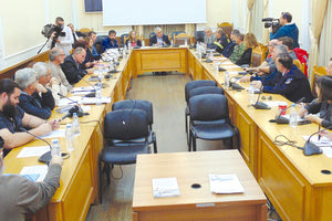 Σκληρή πολιτική σύγκρουση χθες ανάμεσα στην Περιφέρεια Κρήτης και το Δήμο Ηρακλείου στο πλαίσιο της συνεδρίασης του οργάνου Πολιτικής Προστασίας,