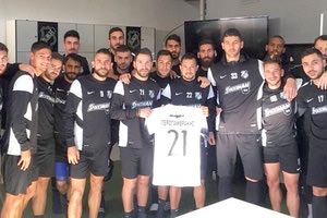 Οι παίκτες του ΟΦΗ βοηθούν με δημοπρασία τον φίλο του Άρη