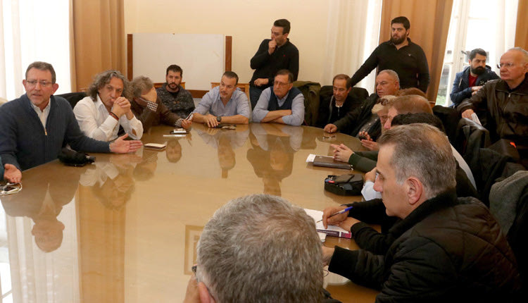 Από τη συνάντηση με τους καταστηματάρχες