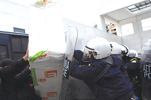 Νέα επεισόδια χθες για τους πλειστηριασμούς