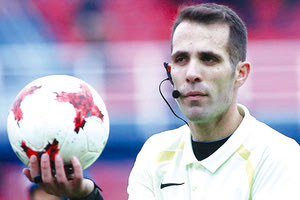 Διαιτητής Λάμπρου