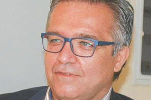 Χάρης Βαβουρανάκης