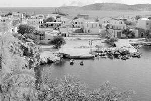 ΦΩΤΟ ΗΜΕΡΑΣ : Τα πρώτα δειλά βήματα του τουρισμού