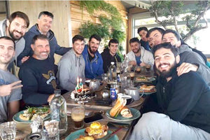 Οι παίκτες του “Ηράκλειο” έκαναν έκπληξη στον κ. Μακράκη για τα γενέθλιά του