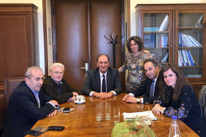 συνάντηση με εκπροσώπους του Δικηγορικού Συλλόγου Λασιθίου είχε ο υπουργός Περιβάλλοντος και Ενέργειας Γιώργος Σταθάκης.