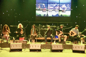 για να σωθεί ο Χάρης Μια τεράστια αγκαλιά για τον Χάρη έγιναν περισσότεροι από 2.000 πολίτες, που έδωσαν το “παρών” στην εκδήλωση στήριξής του, η οποία πραγματοποιήθηκε στις «Αναδρομές».