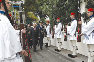 προεδρική φρουρά και ο Πρόεδρος της Δημοκρατίας