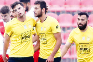 Ο ΕΡΓΟΤΕΛΗΣ ΠΑΝΗΓΥΡΙΖΟΝΤΑΣ ΤΗΝ ΠΡΩΤΗ ΤΟΥ ΝΙΚΗ