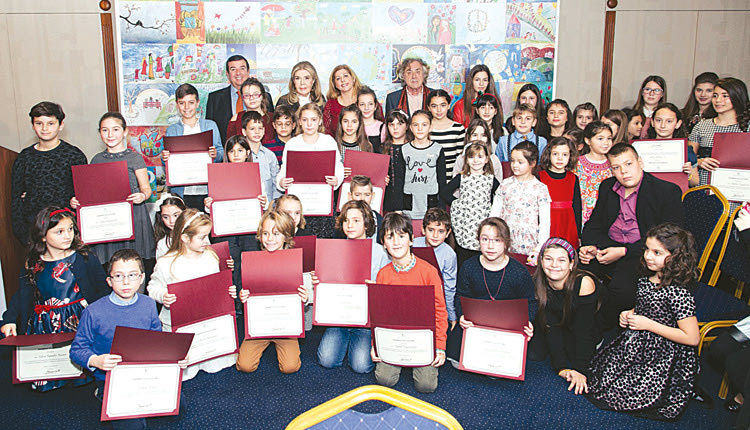 Η απονομή βραβείων στον 3ο Διαγωνισμό Ζωγραφικής με θέμα “Τα παιδιά ονειρεύονται το μέλλον τους” που διοργάνωσε το Ίδρυμα Μαριάννα Βαρδινογιάννη σε συνεργασία 