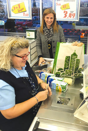 Στα σούπερ μάρκετ Χαλκιαδάκη