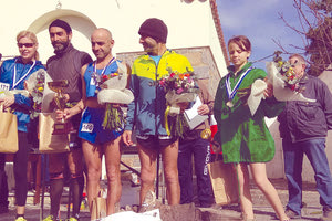 Οι νικητές του αγώνα στην Αγκάραθο Καμπιτάκης και Πευκιανάκη