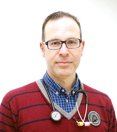 Ο υπεύθυνος της Μονάδας, γενικός γιατρός Διονύσιος Βαρθάλης 