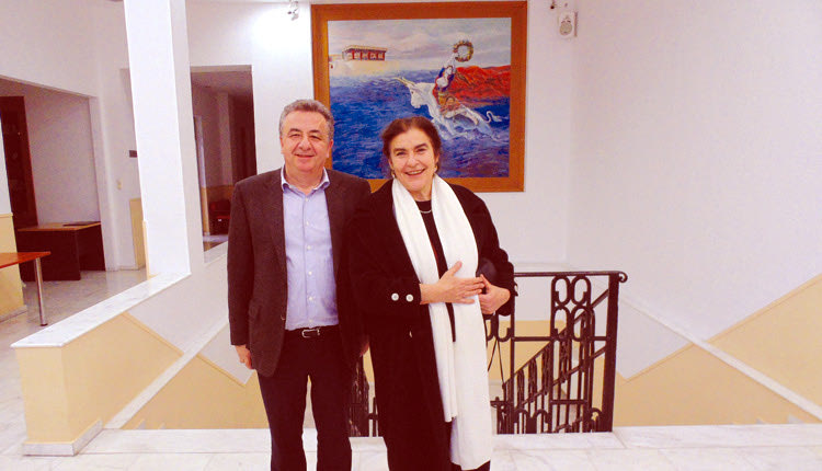 Η κ. Κονιόρδου με τον περιφερειάρχη