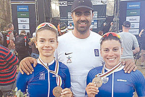 Χάλκινες Καλατζή και Μηλάκη