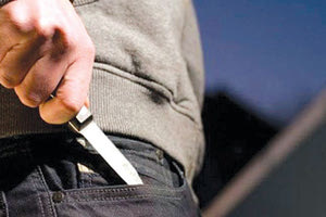 Τράβηξε μαχαίρι για τη μοτοσυκλέτα