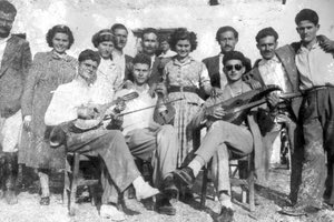 ΦΩΤΟ ΗΜΕΡΑΣ: Το γλέντι πριν 60 χρόνια