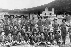 ΦΩΤΟ ΗΜΕΡΑΣ: Οι πρόσκοποι φυτεύουν το πάρκο!