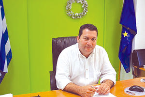 Ο δήμαρχος Χερσονήσου κ. Γιάννης Μαστοράκης