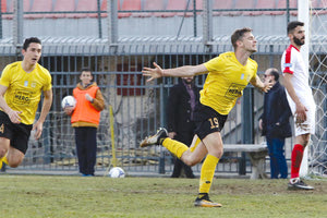 Ο Κάιπερς πανηγυρίζει το γκολ που έδωσε τη νίκη