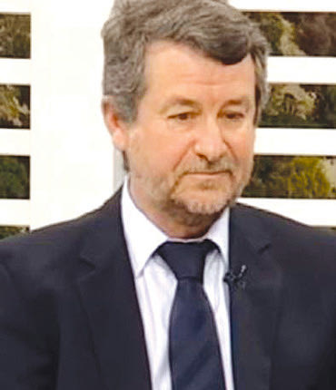 ο διευθυντής της Καρδιολογικής Κλινικής καθηγητής Φραγκίσκος Παρθενάκης